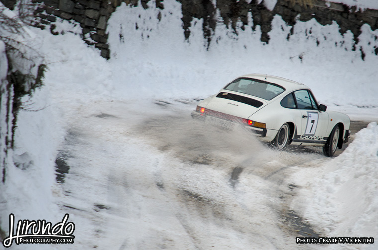 Porsche 930 snow