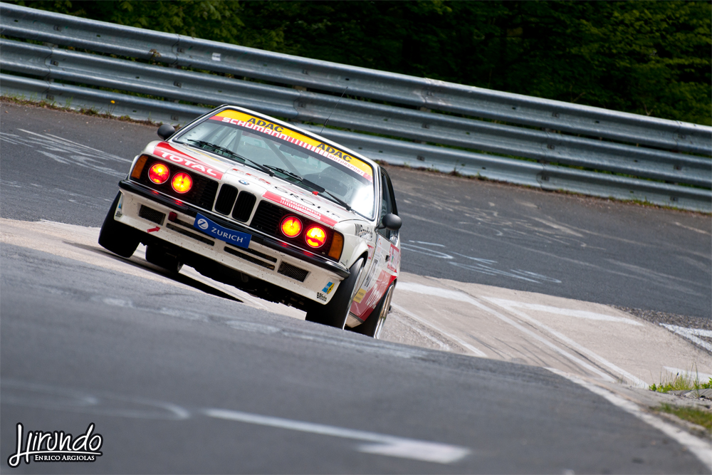 BMW E28 Karussell jump